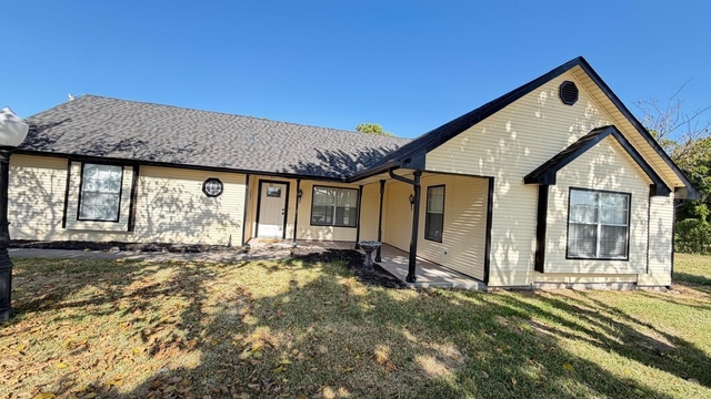 5300 County Road 437 - Photo 1