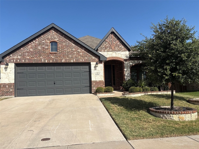1229 Royal Meadows Trail - Photo 1