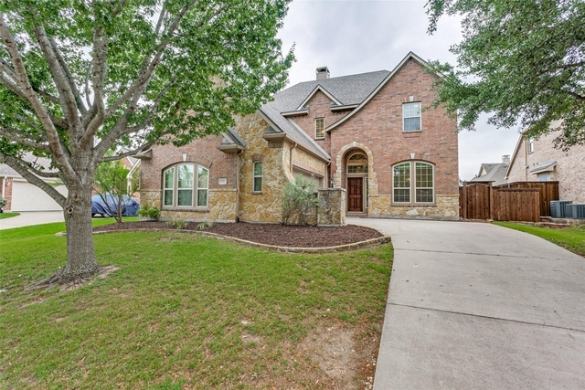 1806 Caprock Road - Photo 1