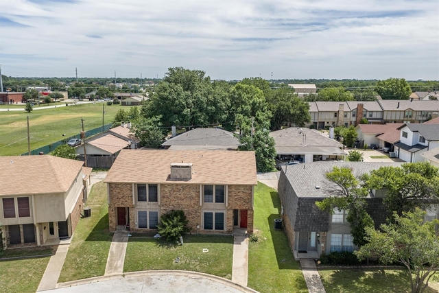 2205 Chase Court - Photo 1