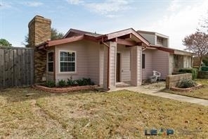565 Hunters Glen Street - Photo 1
