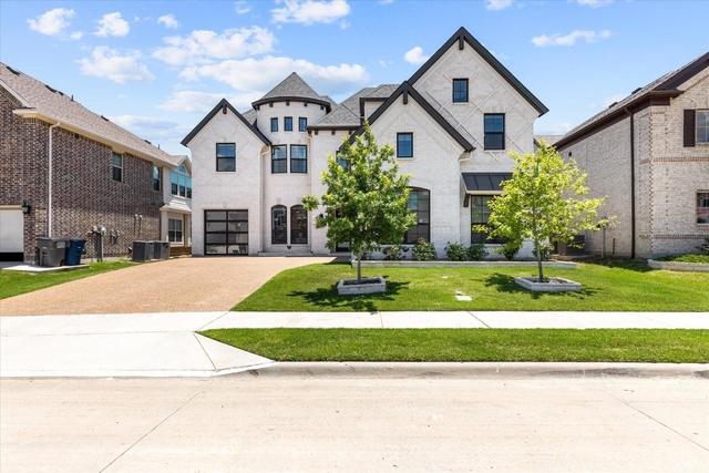 721 Yarrow Street - Photo 1