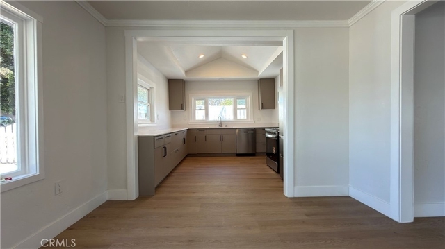 2315 Berry Street - Photo 1