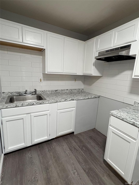 208 Main Street - Photo 1