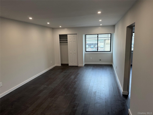 99-105 W Hoffman Avenue - Photo 1
