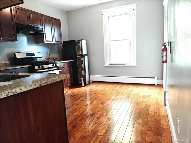 104 Winnikee Avenue - Photo 1