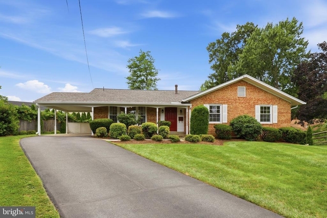 11601 Gowrie Court - Photo 1