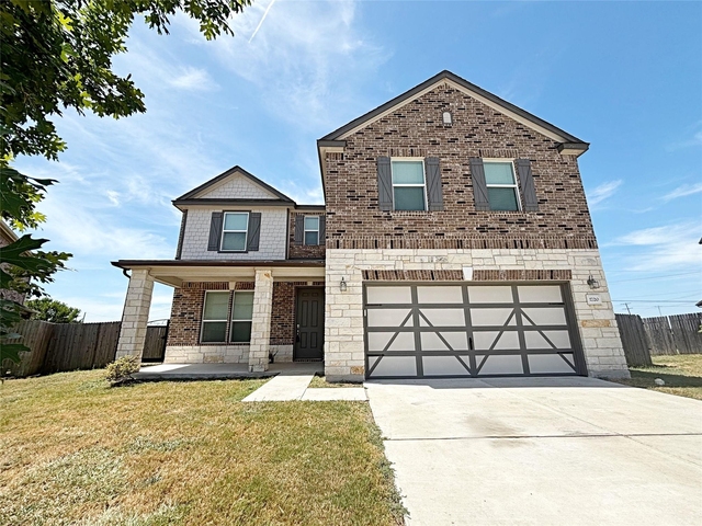 1720 Foxglove Cir - Photo 1