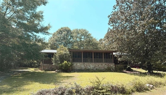 1514 Nw Humphries Road Nw - Photo 1