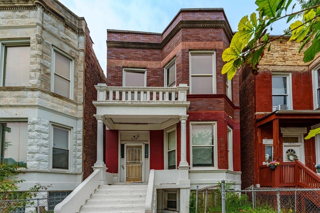 1529 S Homan Avenue - Photo 1