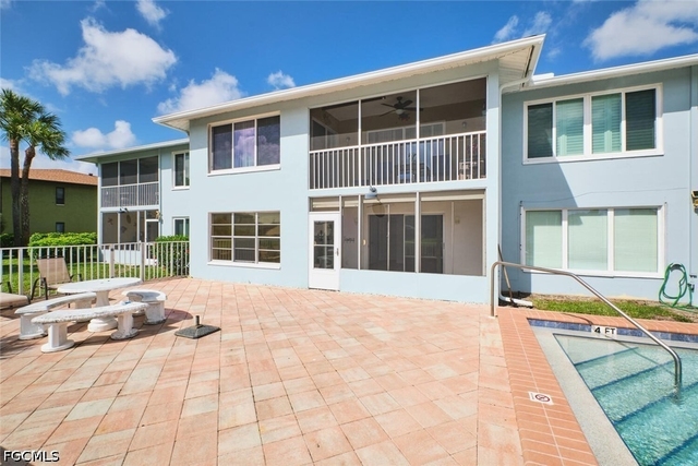 4707 Se 5th Avenue - Photo 1