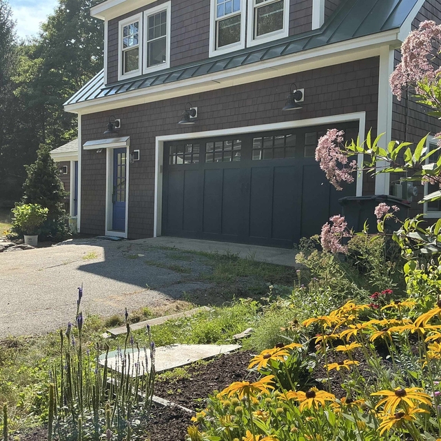 393 Brackett - Photo 1