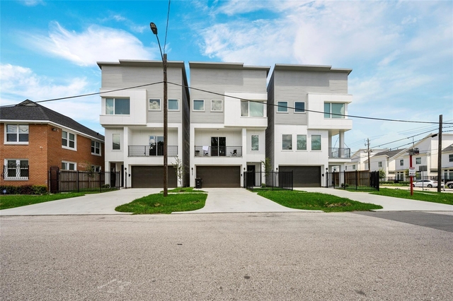 2102 Live Oak Street - Photo 1