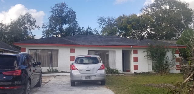 10734 Concho Street - Photo 1