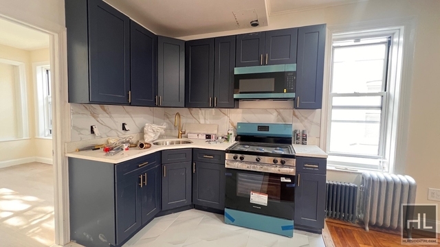317 East 49 Street - Photo 1