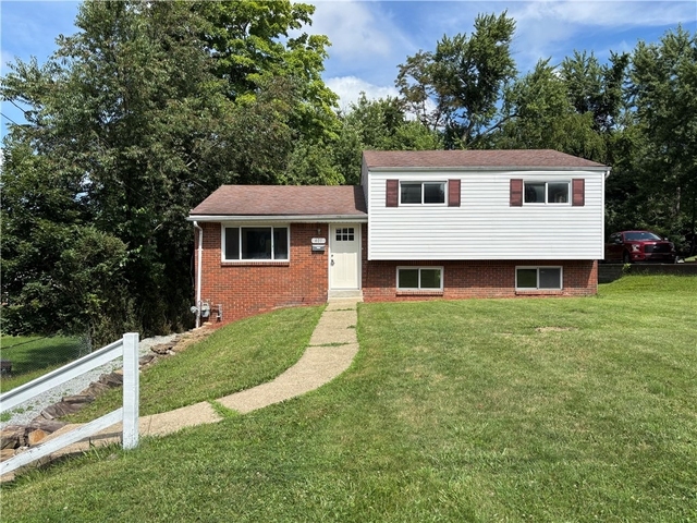 401 Cyra Dr - Photo 1