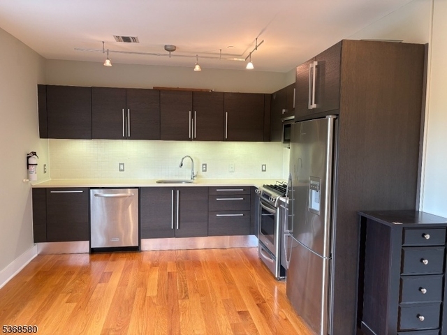268 Main St, Unit 1 - Photo 1