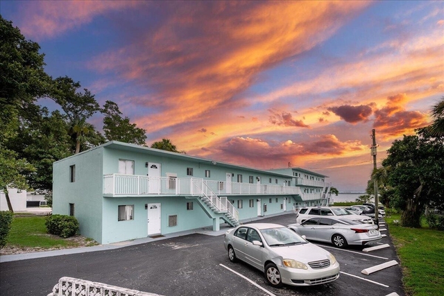 601 S Indian River Drive - Photo 1