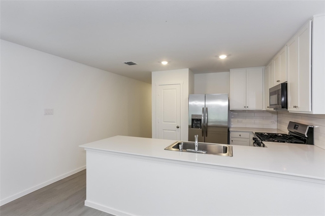 15233 Rangeland Road - Photo 1