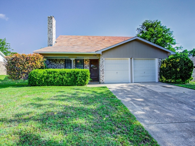 1701 Edge Hill Road - Photo 1