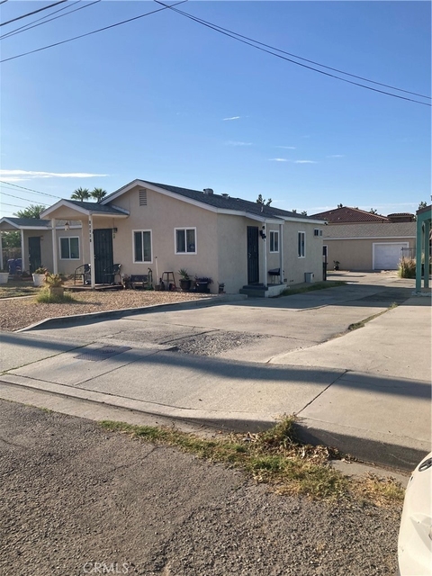 16859 Fairfax Street - Photo 1
