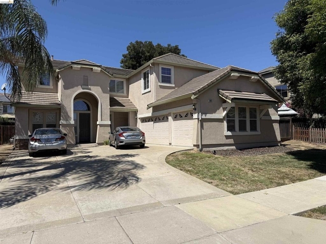 1585 Dawnview Dr - Photo 1
