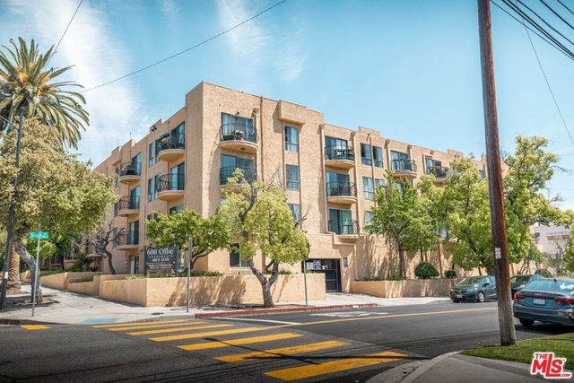 600 E Olive Avenue - Photo 1