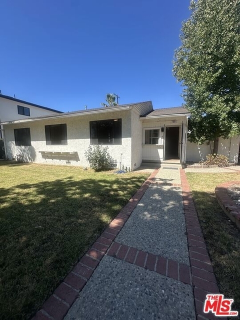 7359 Amestoy Avenue - Photo 1