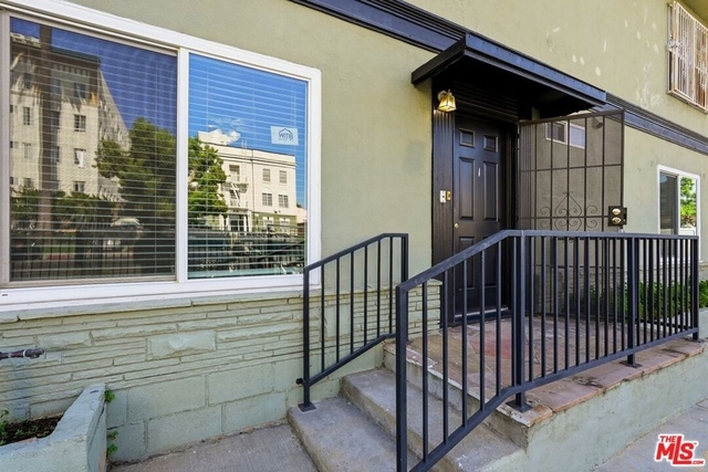 1818 N Kingsley Drive - Photo 1
