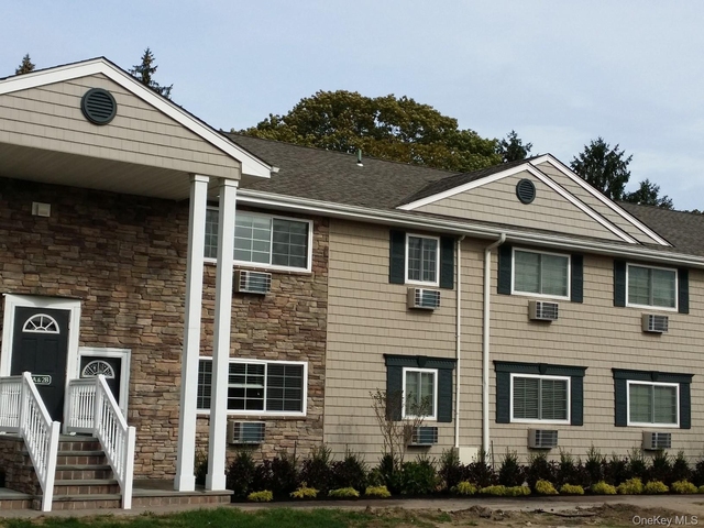 317 Brook Avenue - Photo 1