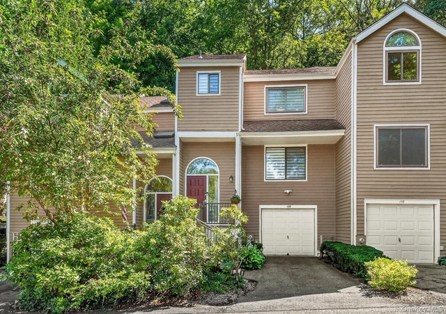 109 Woods End Road - Photo 1
