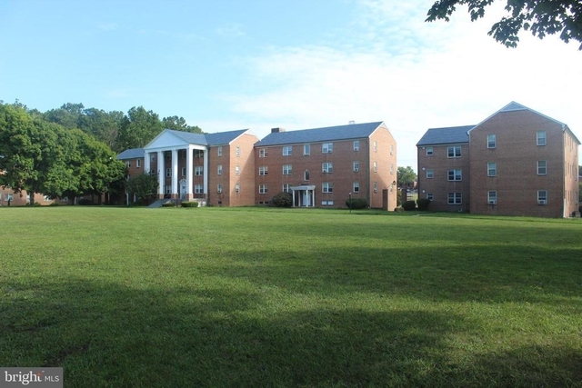 300 Northern Avenue - Photo 1