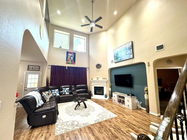 615 Seminole Canyon Dr - Photo 1
