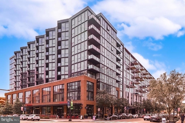1300 4th Street Se - Photo 1