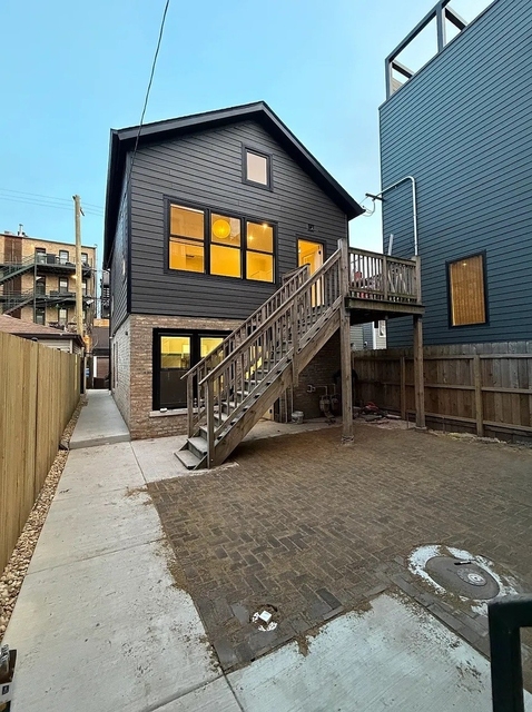 1751 W Superior Street - Photo 1
