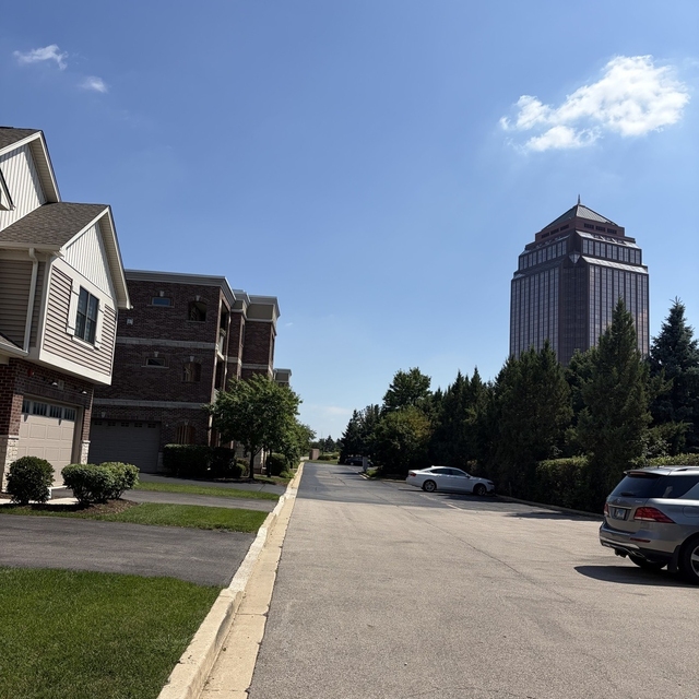 411 W Pierce Road - Photo 1
