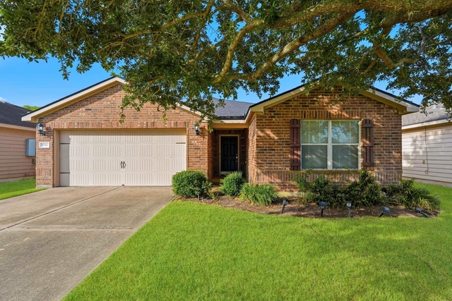 6910 Clover Walk Lane - Photo 1
