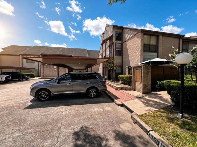 8359 Sands Point Drive - Photo 1