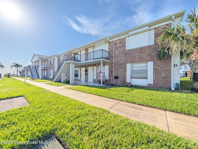 190 E Olmstead Drive - Photo 1
