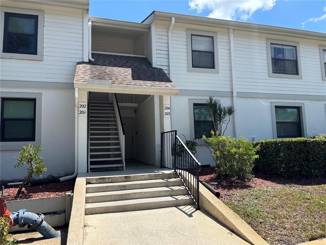 204 Meadow Lane - Photo 1