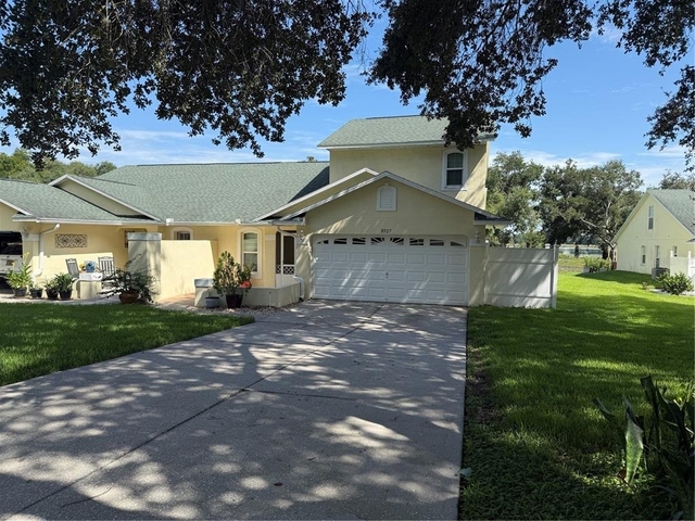 8927 Courtyard Lane - Photo 1