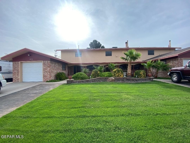 1826 Jack Nicklaus Drive - Photo 1
