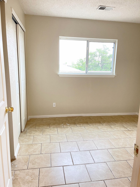 4024 Moonlight Avenue - Photo 1