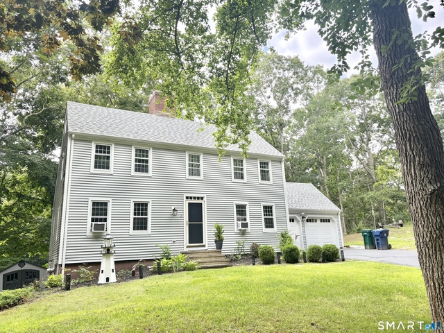 2 Oakridge Drive - Photo 1