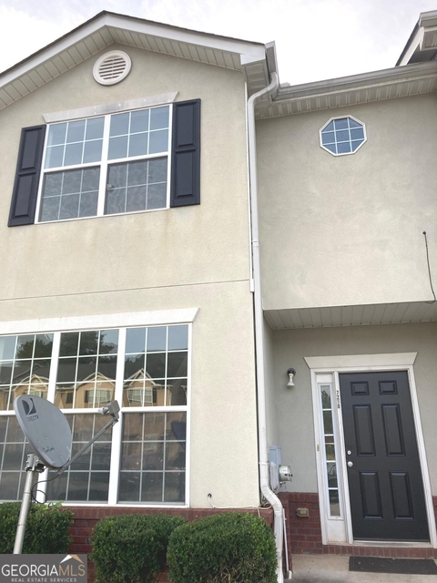 7280 Wagon Wheel Court - Photo 1