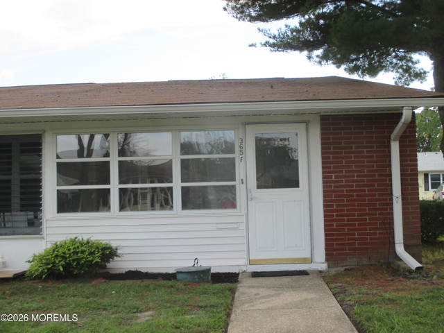365f Chesterfield Court - Photo 1