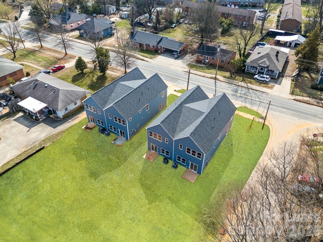 337 N Hoskins Road - Photo 1