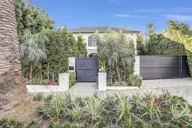 725 N Doheny - Photo 1
