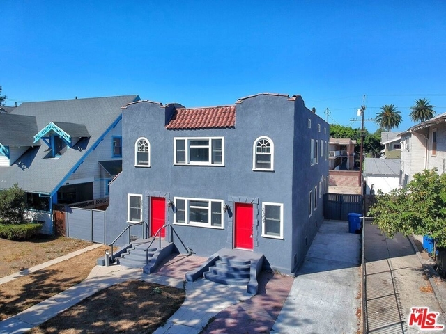 2309 S Budlong Avenue - Photo 1