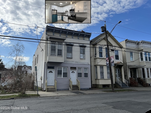 43 5th Avenue - Photo 1